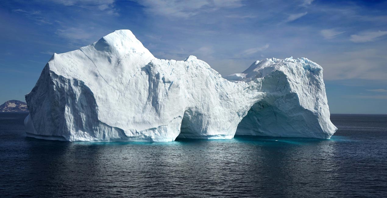 Iceberg in East Greenland © Peter Vogel